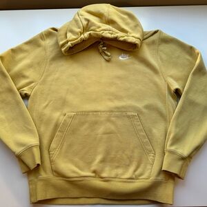 Yellow Nike hoodie, size S. Excellent condition, like new.